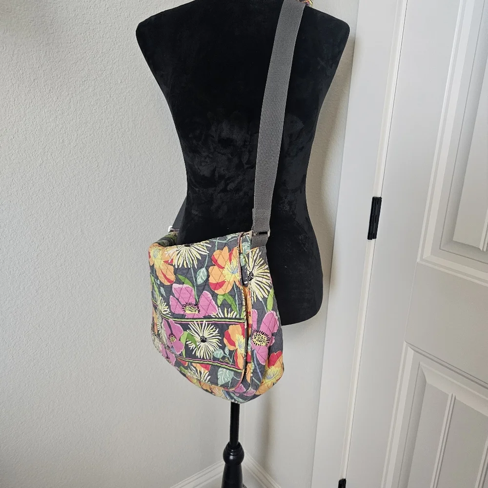Vera Bradley Jazzy Bloom Computer Bag/Messenger Bag